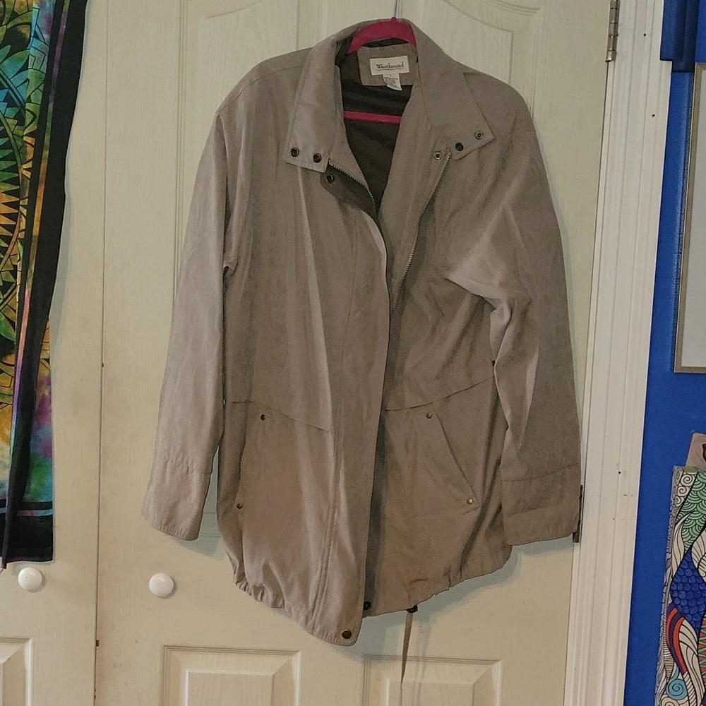 Nice men's jacket - Picture 1 of 4